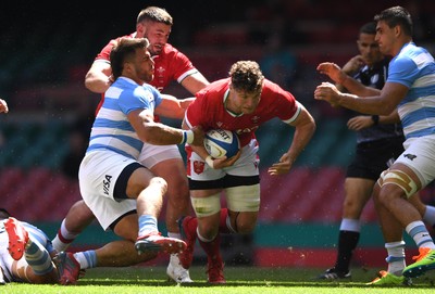 170721 - Argentina v Wales - International Rugby - Will Rowlands of Wales is tackled by Facundo Isa of Argentina