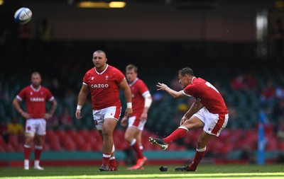 170721 - Argentina v Wales - International Rugby - Jarrod Evans of Wales kicks at goal