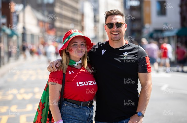 170721 - Wales v Argentina - Summer International Series - Fans outside the stadium before the game