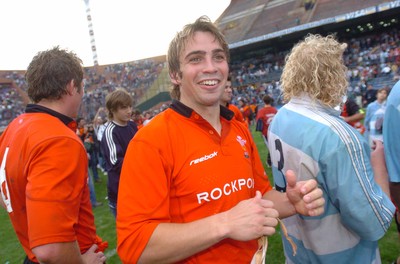 19-06-04. Argentina v Wales (Second Test Buenos Aires)  Wales' Nicky Robinson Celebrates.  