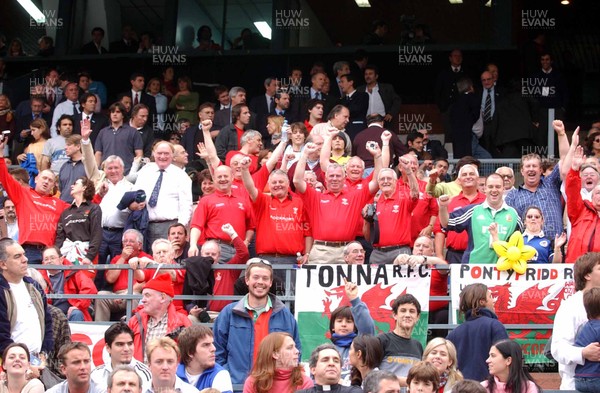 19-06-04. Argentina v Wales (Second Test Buenos Aires)  Wales fans celebrate beating the Puma's  