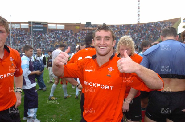 19-06-04. Argentina v Wales (Second Test Buenos Aires)  Wales' Huw Bennett celebrates after beating the Puma's on his first full start.  