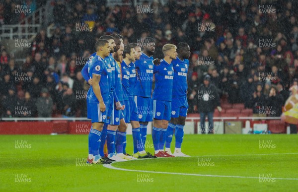 290119 -  Arsenal v Cardiff City, Premier League - Cardiff City players pay tribute to Emiliano Sala ahead of the start of the match