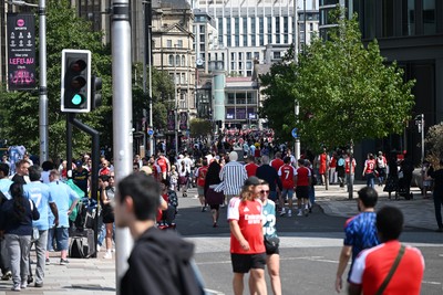 160826 - Arsenal v Manchester City - FA Community Shield - Fans outside the stadium before the game