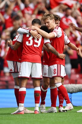 160826 - Arsenal v Manchester City - FA Community Shield - Kai Havertz of Arsenal celebrates scoring a goal with team mates