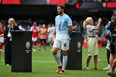 160826 - Arsenal v Manchester City - FA Community Shield - Dejected Nico Gonzalez of Manchester City at full time