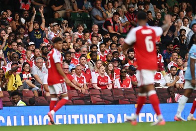 160826 - Arsenal v Manchester City - FA Community Shield - Arsenal fans