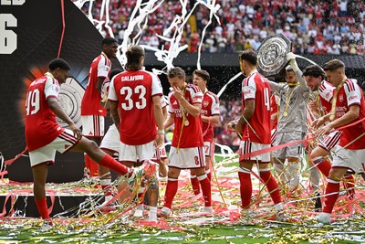 160826 - Arsenal v Manchester City - FA Community Shield - Arsenal players celebrates at full time