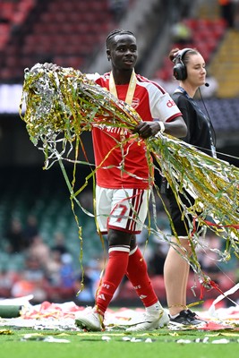 160826 - Arsenal v Manchester City - FA Community Shield - Bukayo Saka of Arsenal celebrates at full time