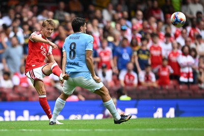 160826 - Arsenal v Manchester City - FA Community Shield - Martin Odegaard of Arsenal is challenged by Mateo Kovacic of Manchester City