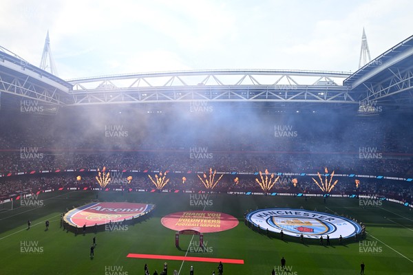 160826 - Arsenal v Manchester City - FA Community Shield - View of the stadium during the anthem