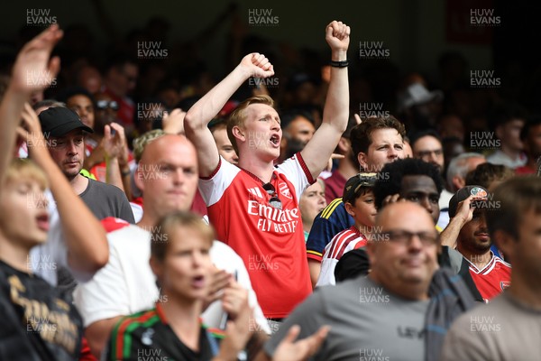 160826 - Arsenal v Manchester City - FA Community Shield - Arsenal fans celebrate the win at full time