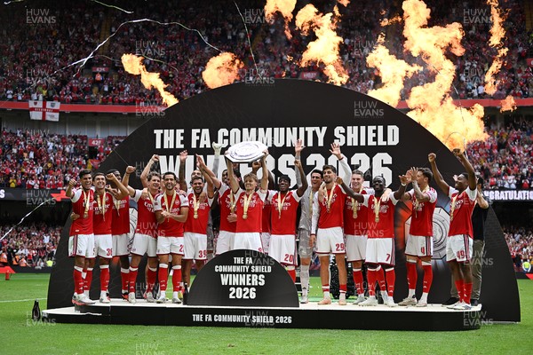 160826 - Arsenal v Manchester City - FA Community Shield - Arsenal players celebrate lifting the community shied