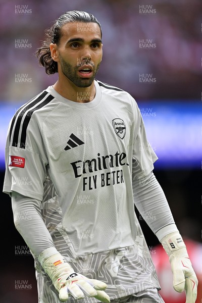 160826 - Arsenal v Manchester City - FA Community Shield - David Raya of Arsenal