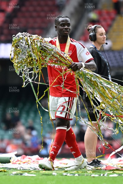 160826 - Arsenal v Manchester City - FA Community Shield - Bukayo Saka of Arsenal celebrates at full time