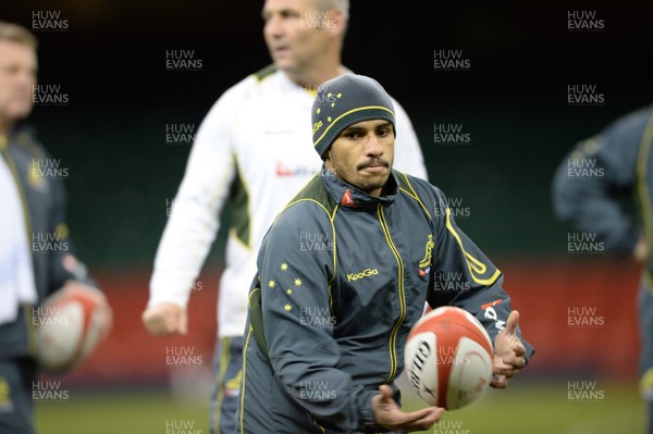 291113 - Australia Rugby Training -Will Genia during training