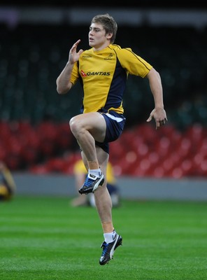 05.11.10 - Australia Rugby Captains Run - James O'Connor during training. 