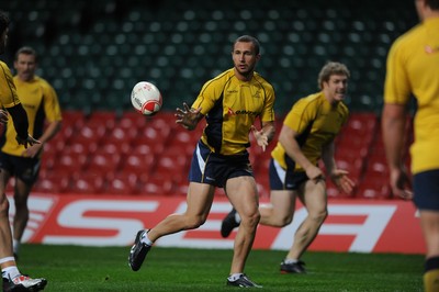 05.11.10 - Australia Rugby Captains Run - Quade Cooper during training. 