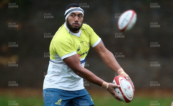 071117 - Australia Rugby Training - Sekope Kepu during training