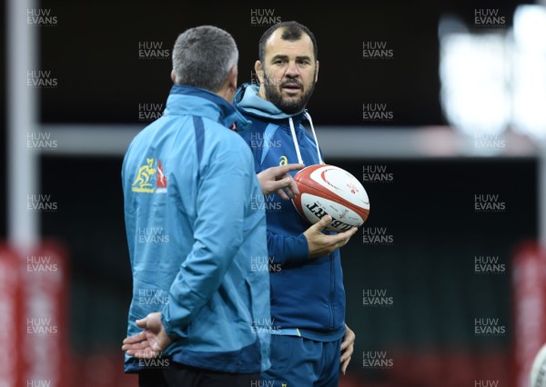 101117 - Australia Rugby Training - Michael Cheika during training