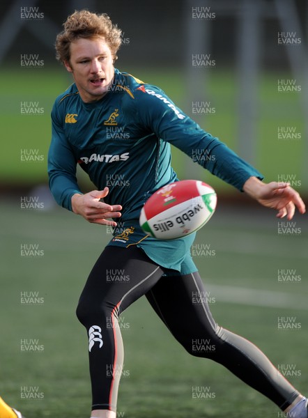 26.11.09 - Australia Rugby Training - Peter Hynes during training. 