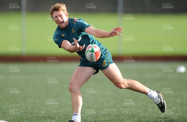 26.11.09 - Australia Rugby Training - Lachie Turner during training. 