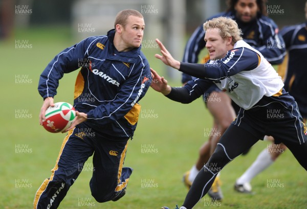 27.11.08 - Australia Rugby Training - Matt Giteau in action during training 