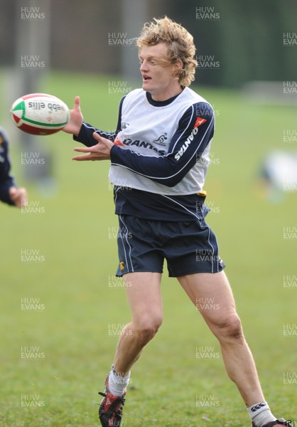 27.11.08 - Australia Rugby Training - Ryan Cross in action during training 