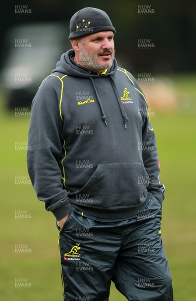 281113 - Australia Rugby Training - Head Coach Ewen McKenzie 