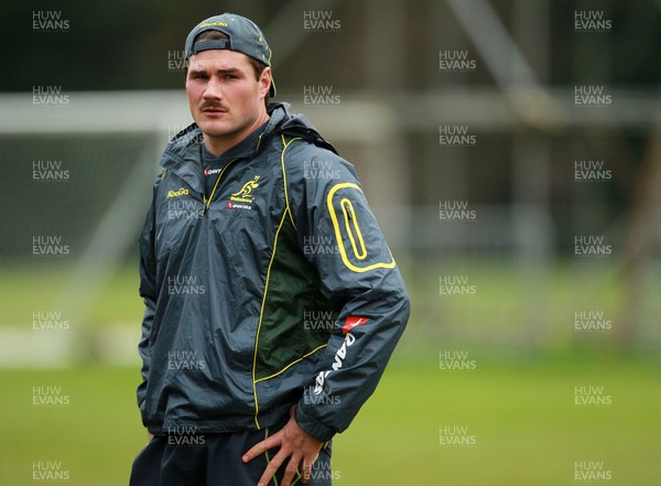 281113 - Australia Rugby Training - Captain Ben Mowen 