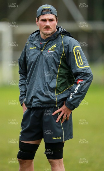 281113 - Australia Rugby Training - Captain Ben Mowen 