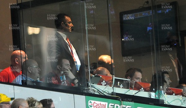 090612 - Australia v Wales - Castrol EDGE Series -Wales coach Rob Howley looks on