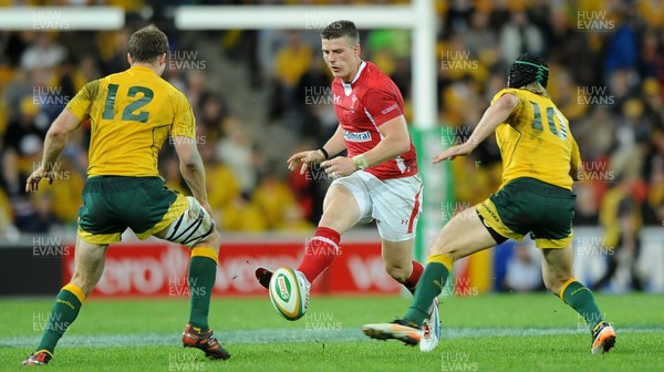 090612 - Australia v Wales - Castrol EDGE Series -Scott Williams of Wales kicks through