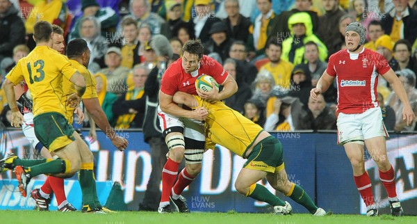 090612 - Australia v Wales - Castrol EDGE Series -Ryan Jones of Wales