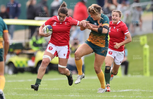 221022 - Australia v Wales, Women’s Rugby World Cup, Pool A - Sioned Harries of Wales looks to hold off Grace Hamilton of Australia