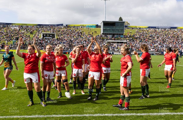 221022 - Australia v Wales, Women’s Rugby World Cup, Pool A - The Wales team applaud their families and supporters at the end of them match