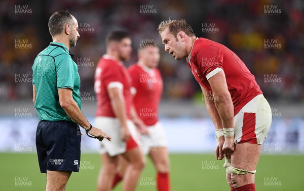 290919 - Australia v Wales - Rugby World Cup - Alun Wyn Jones of Wales talks to Referee Romain Poite