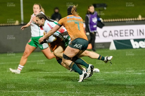 010825 - Australia Women v Wales Women - Jaz Joyce crashes over for Wales opnening try