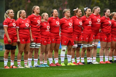 260725 - Australia Women v Wales Women - The Wales team line up for the anthems