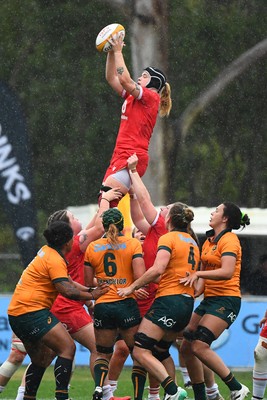 260725 - Australia Women v Wales Women - Bethan Lewis of Wales wins line out
