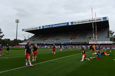 260725 - Australia Women v Wales Women - The Wales team warm up