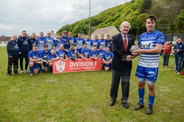 SATURDAY 29th APRIL 2017 WRU National League 3 West B - Bridgend Sports  Bridgend Sports win the WRU National League 3 West B, picking up the trophy after their game against Baglan   WRU representative, Alan Davies presents captain, Lloyd Wilson with the trophy after the final whistle