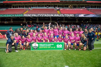 180426 - Bala v Machynlleth - WRU Women's National Bowl - Bala celebrate their win