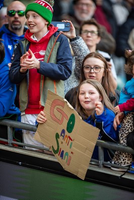 180426 - Bala v Machynlleth - WRU Women's National Bowl - Young fan with sign supporting her aunt