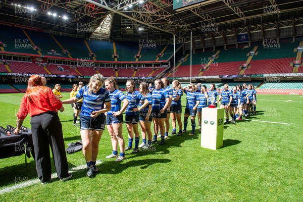 180426 - Bala v Machynlleth - WRU Women's National Bowl - Machynlleth players receive their medals