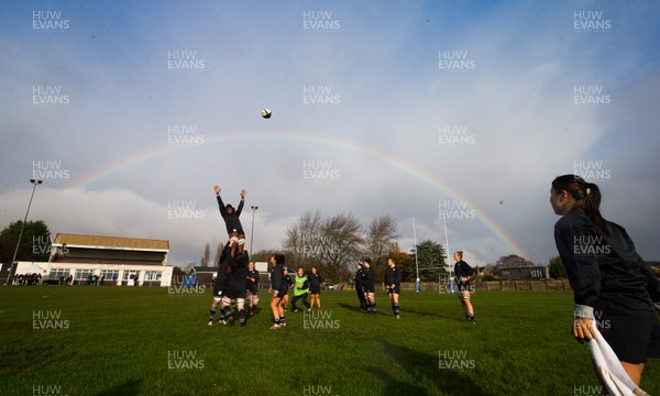 271119 - Barbarians Rugby Training Session, Penarth RFC - The Women's Barbarians go through line out practice during their training session at Penarth RFC ahead of their match against Wales