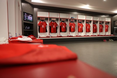 270626 - Barbarians v Wales - Friendly - Wales dressing room before the game