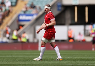 270626 - Barbarians v Wales - Friendly - Aaron Wainwright of Wales 