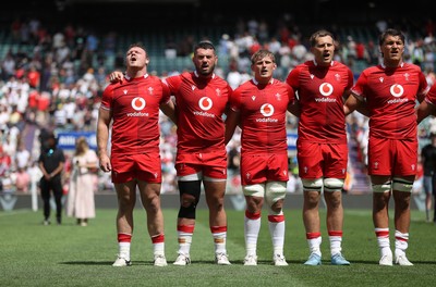 270626 - Barbarians v Wales - Friendly - Wales sing the anthem