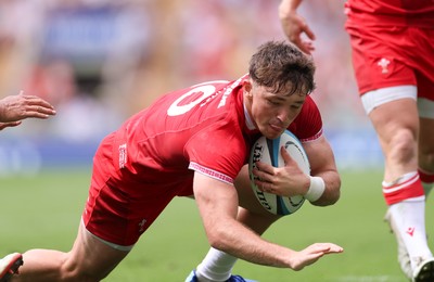 270626 - Barbarians v Wales - Dan Edwards of Wales dives in to score try